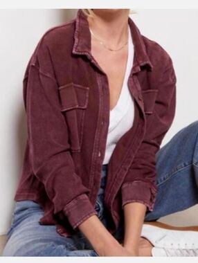 Evereve Evy Button Down Sweatshirt Mineral Wash Maroon Slub Knit Crop Shacket